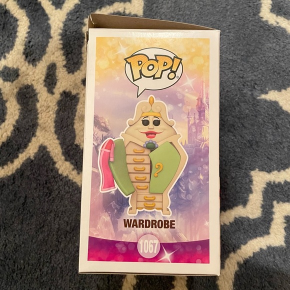 BATB Wardrobe Funko Pop Figure - Picture 2 of 5